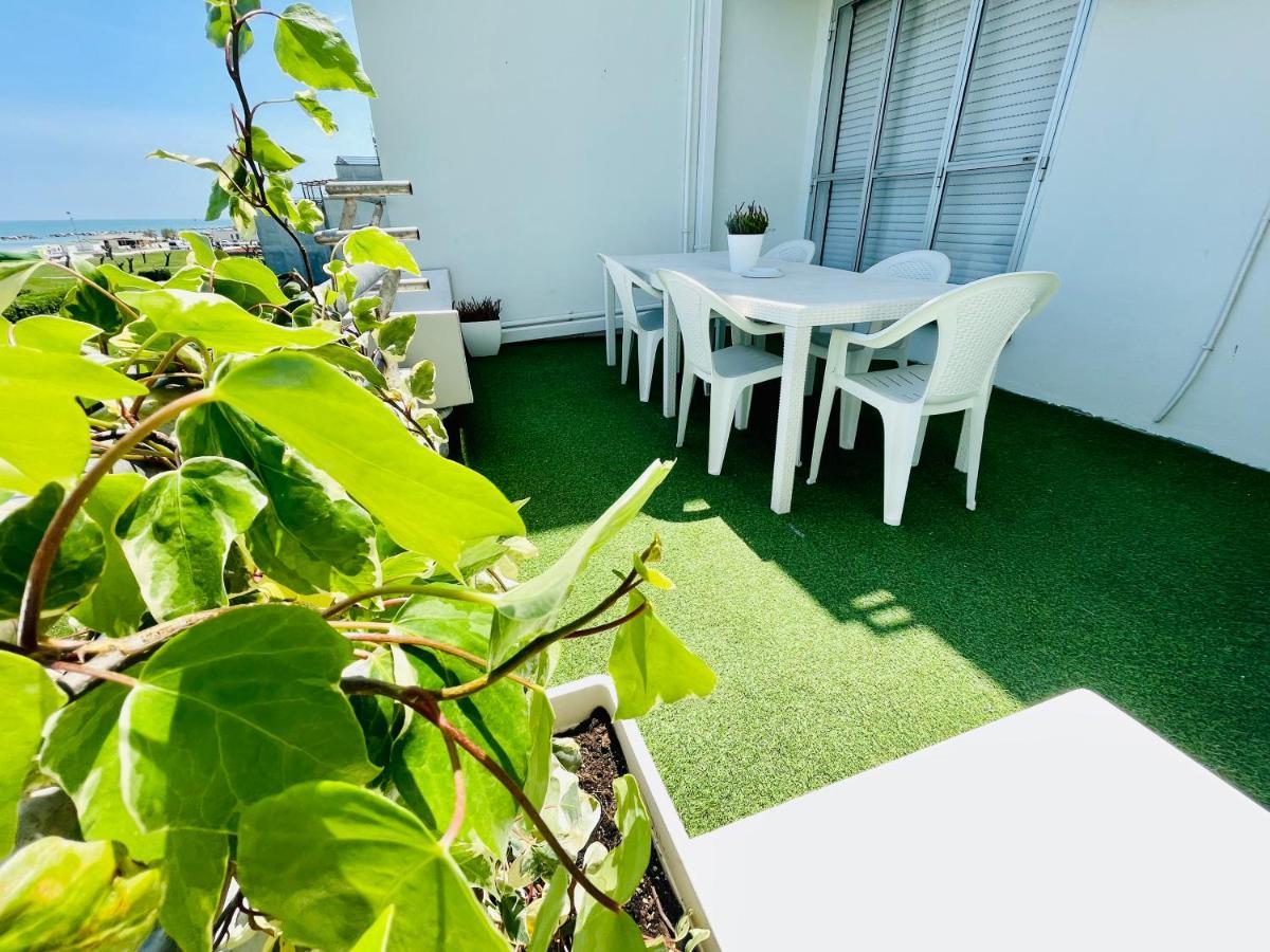 Apartamento Al Mare Apartament Fano Exterior foto